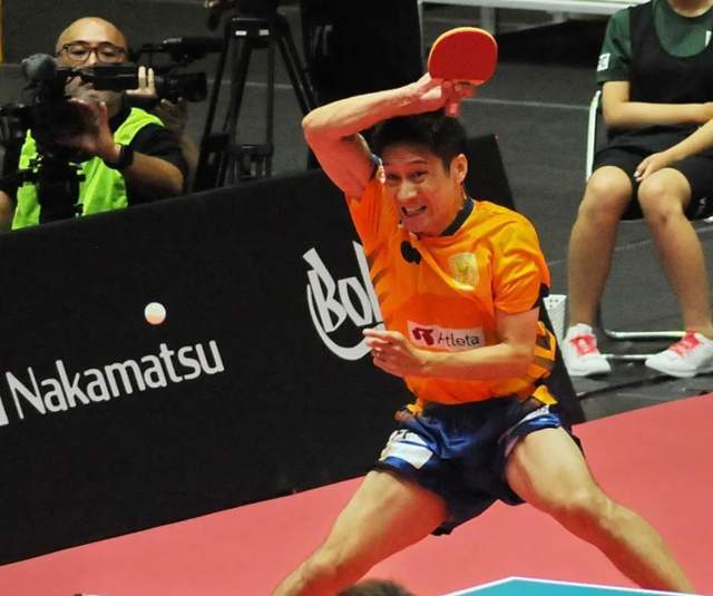 表现让球迷 表现让球迷