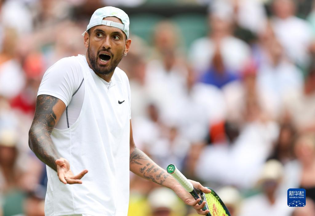 作为三届F 作为三届F